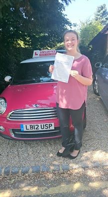 Emma Clifford passed her driving test in reigate with 1nfluence Driver Training
